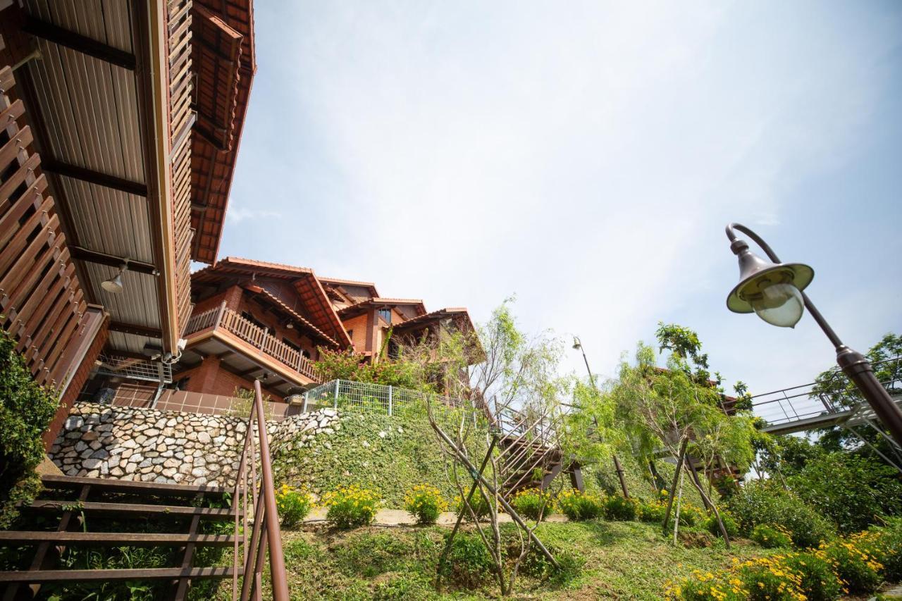 Red House The Garden Stay In Bukit Tinggi By Play Bentong Eksteriør bilde