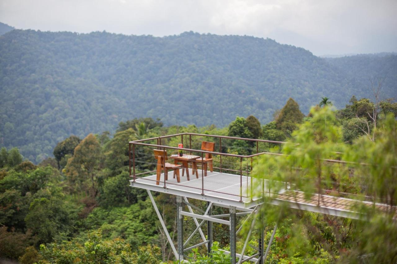 Red House The Garden Stay In Bukit Tinggi By Play Bentong Eksteriør bilde